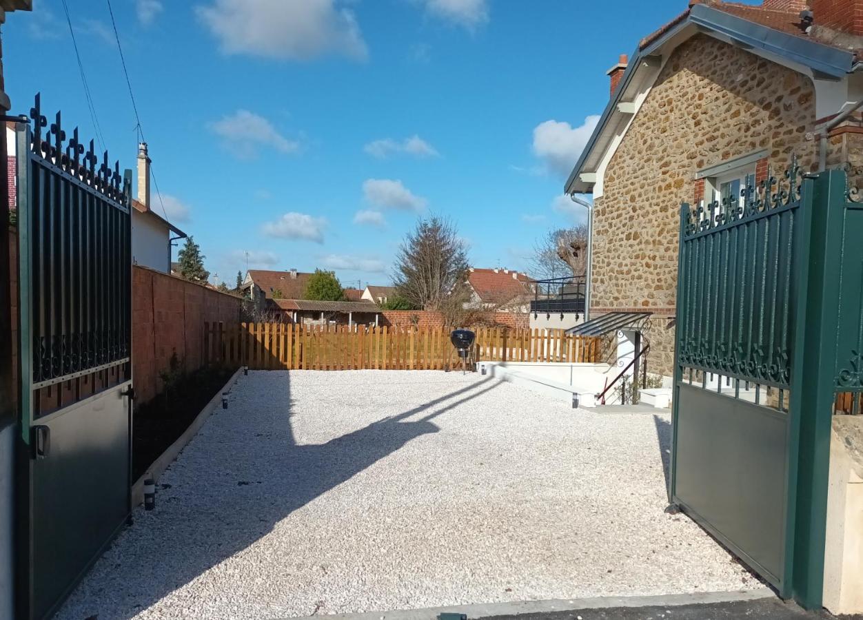 Calme Absolu, Terrasse Et Parking Entre Paris Et Disney Vaires-sur-Marne エクステリア 写真